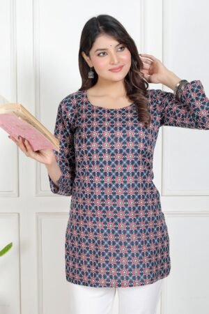 Shanaya Boat Neck Kurti by Velmirastyles